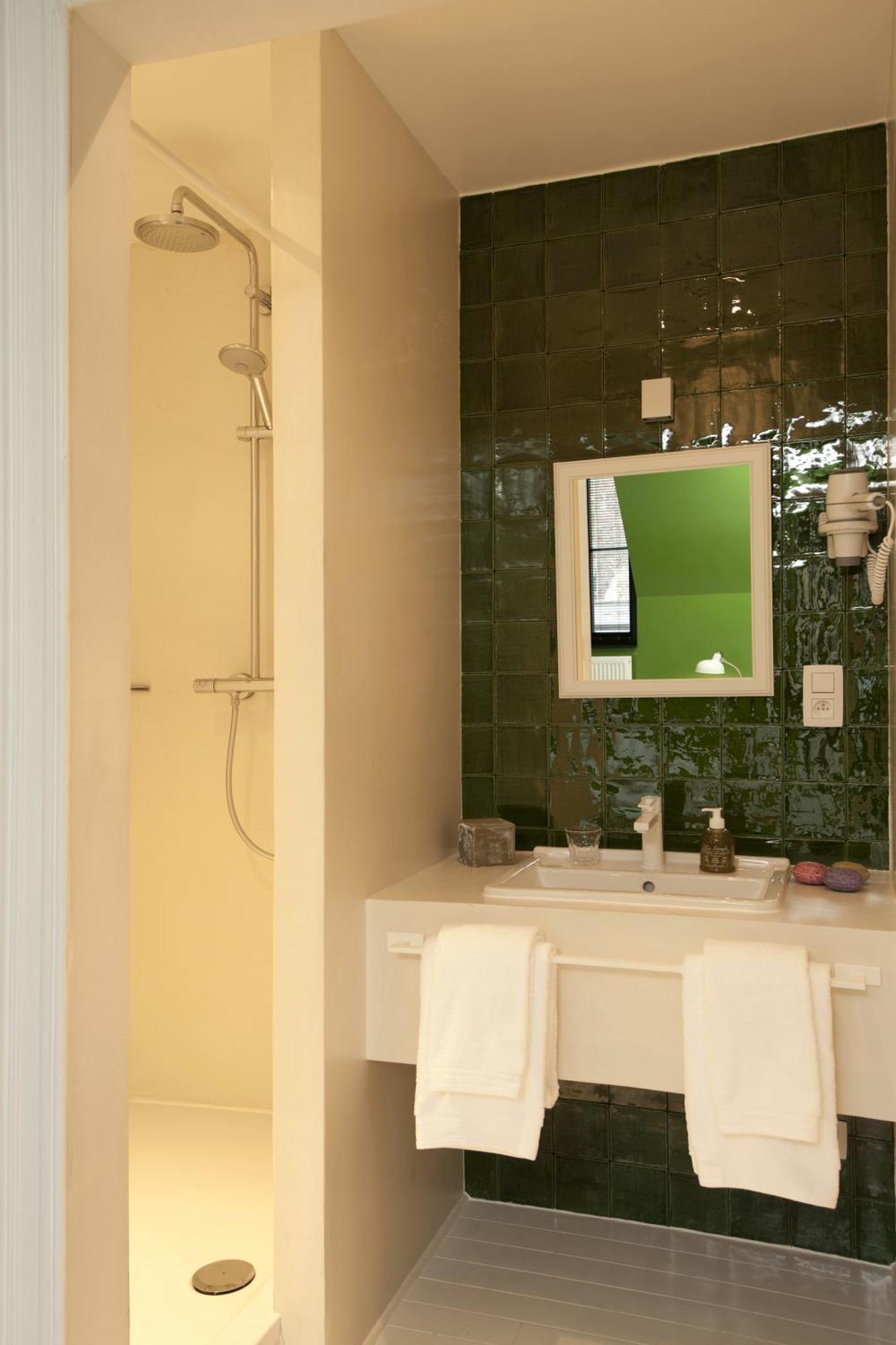 La Maison Haute Guesthouse Brussel Eksteriør bilde